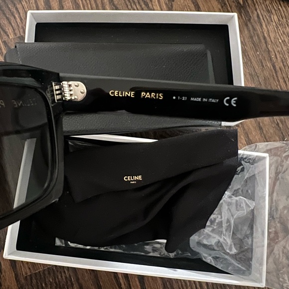 Celine Sunglasses with box, case and original tags. - Picture 3 of 6